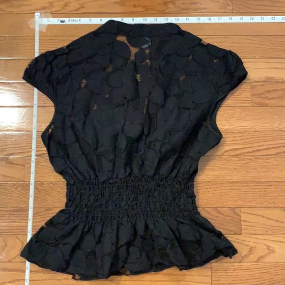 Black large Scale Lace, Top Layer, Elastic waisted peplum jewel buttons - Picture 7 of 7